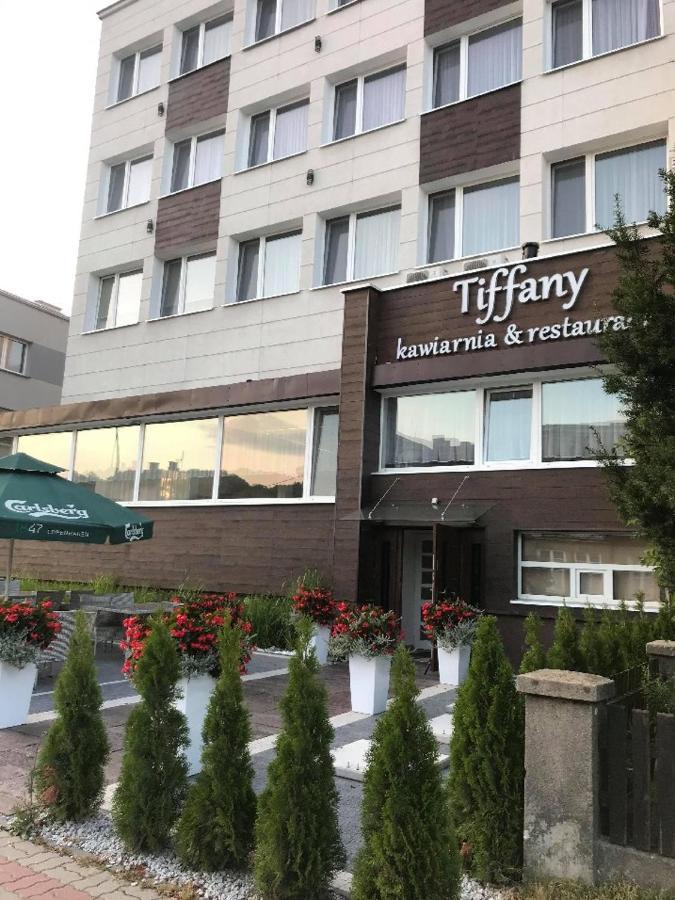 Hotel Tiffany Nowe Miasto Lubawskie Exteriör bild